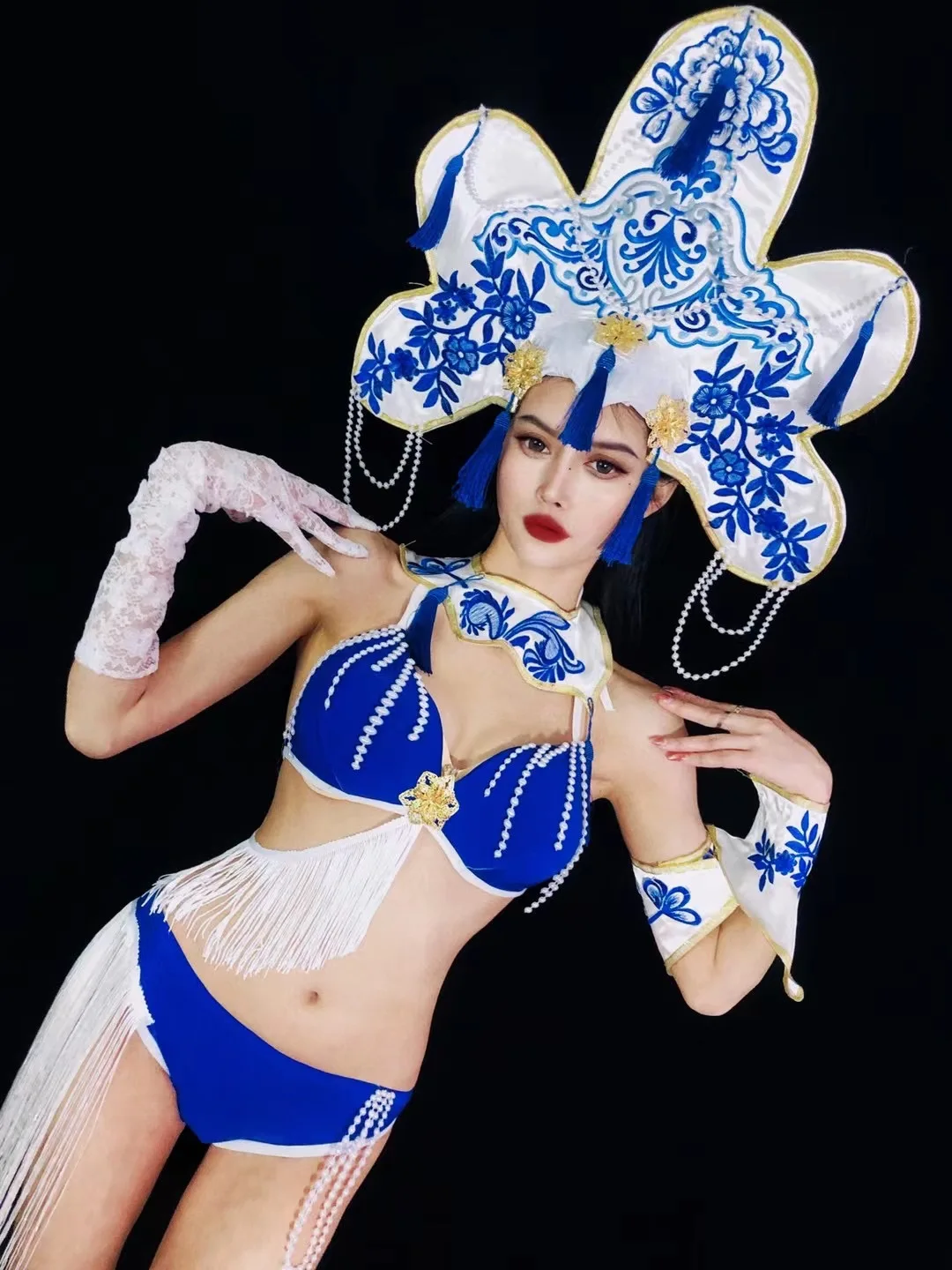 2025 Gogo Odzież do tańca w stylu chińskim Kostium sceniczny dla tancerki w klubie nocnym Seksowny strój Bikiki Rave z frędzlami Bar Pole Dance Clothes yk15