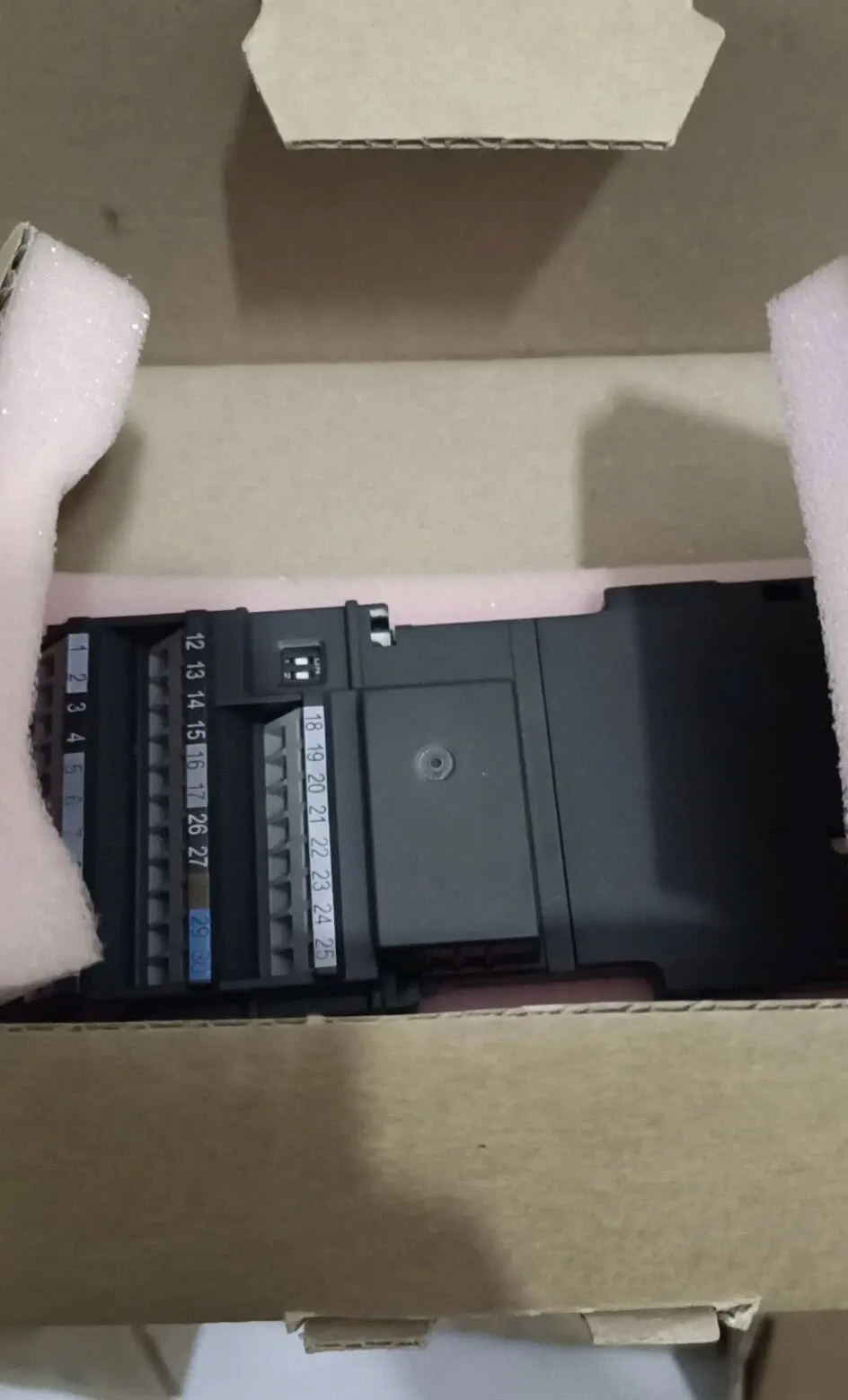 

Brand New 6SE6400-7AA00-0BA0 Warrently One-year