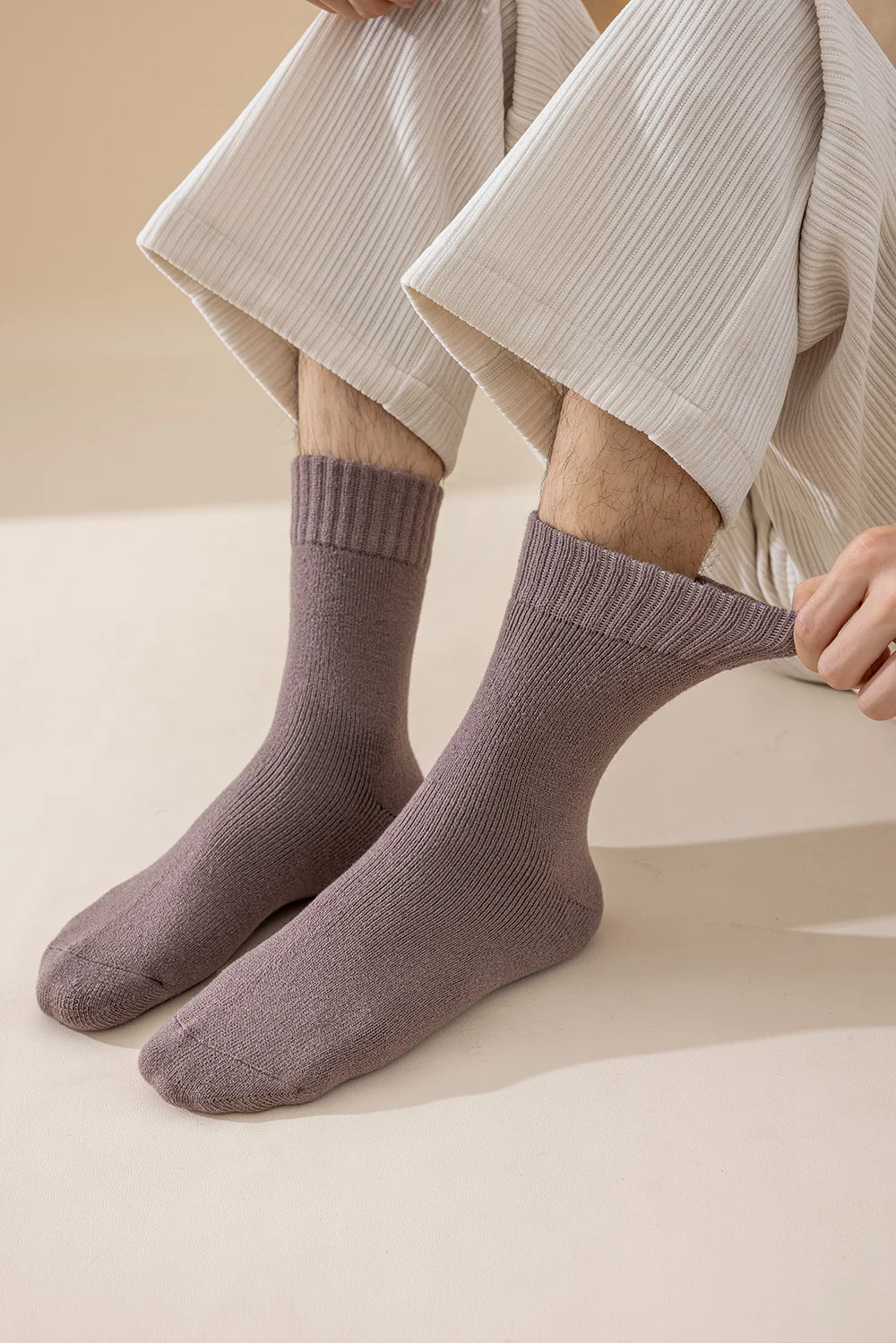 5 Paar Herren-Socken aus Merinowolle, für den Winter, verdickt, warm, Kaschmir-Socken, modische einfarbige Frottee-Socken – Detail 10