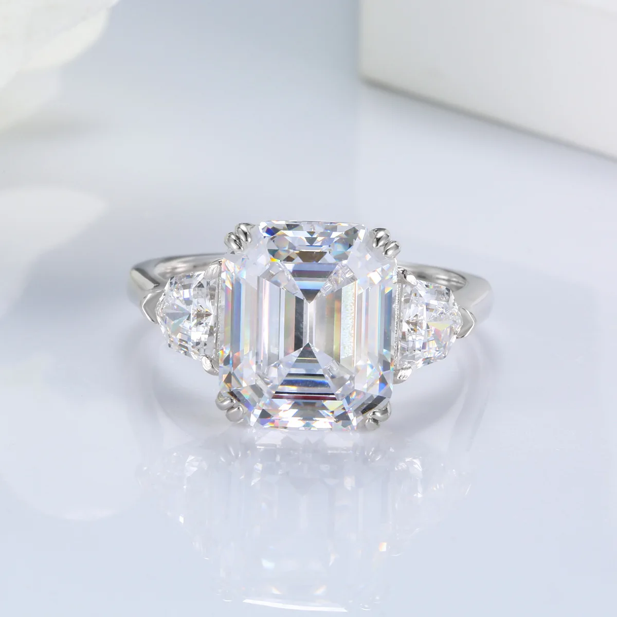 S925 sterling silver pagoda cut sugar cube ring  zircon hot-selling women's luxury high-end jewelry gift in Europe and America
