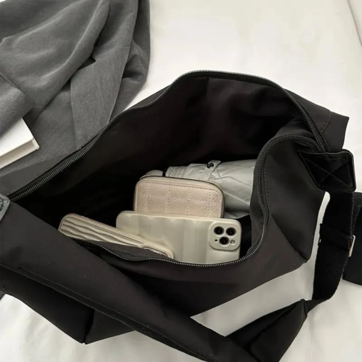 Women's Trendy Shoulder Bag, Plain Color Crossbody Handbag with Large Capacity