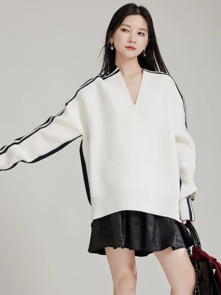 [EAM] Color-block Big Size Knitting Sweater V-Neck Long Sleeve Women Pullovers New Fashion Tide Spring Autumn 2024 1DH8020