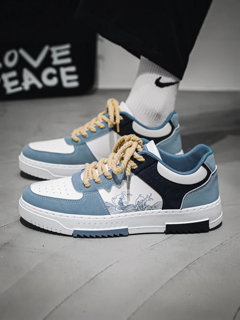 Men's Casual Shoes Wear-Resistant Thick Bottom Versatile Leisure Board Shoes Small Audience Design Sporty Trendy White Sneakers