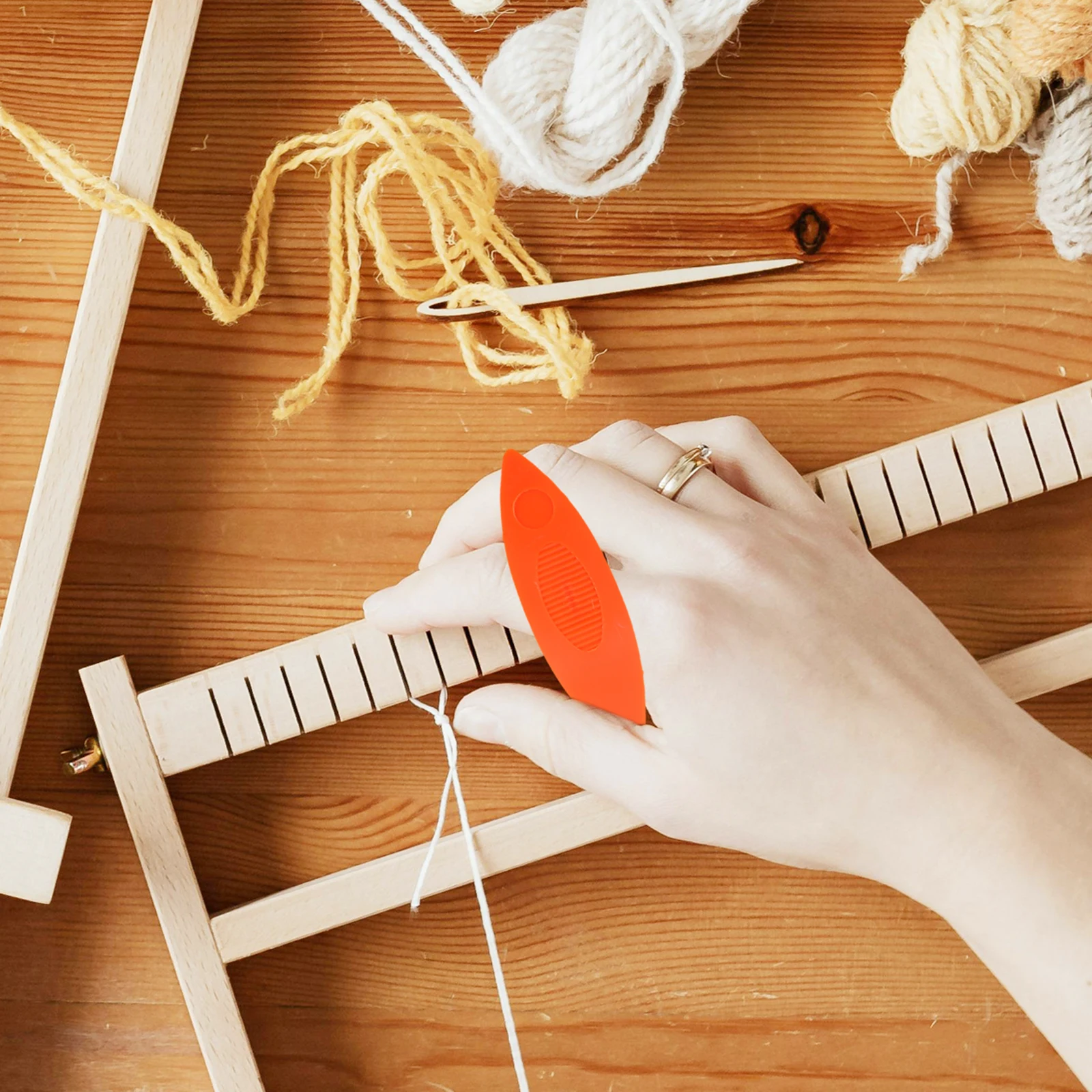 

2Pcs Plastic Tatting Shuttle Weaving Tools For Lace Craft Projects Sewing Kits