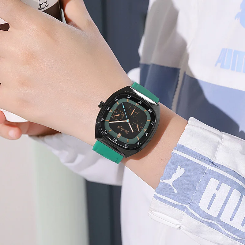 Women's silicone strap quartz watch three eye silicone men's and women's quartz watch