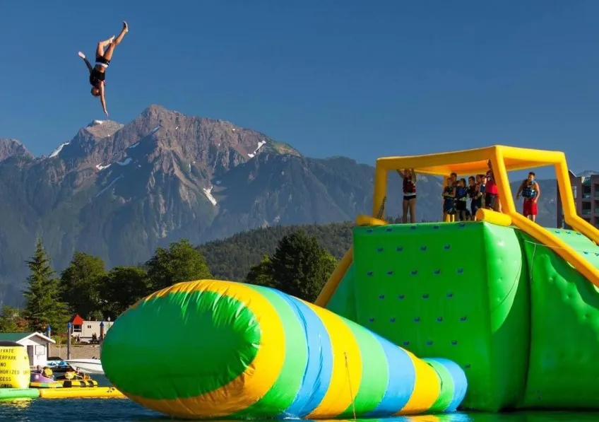 Durable PVC Inflatable 5x2x2 Meter Funny Human Water Catapult Inflatable Water Blob Trampolin Bouncer for Water Play