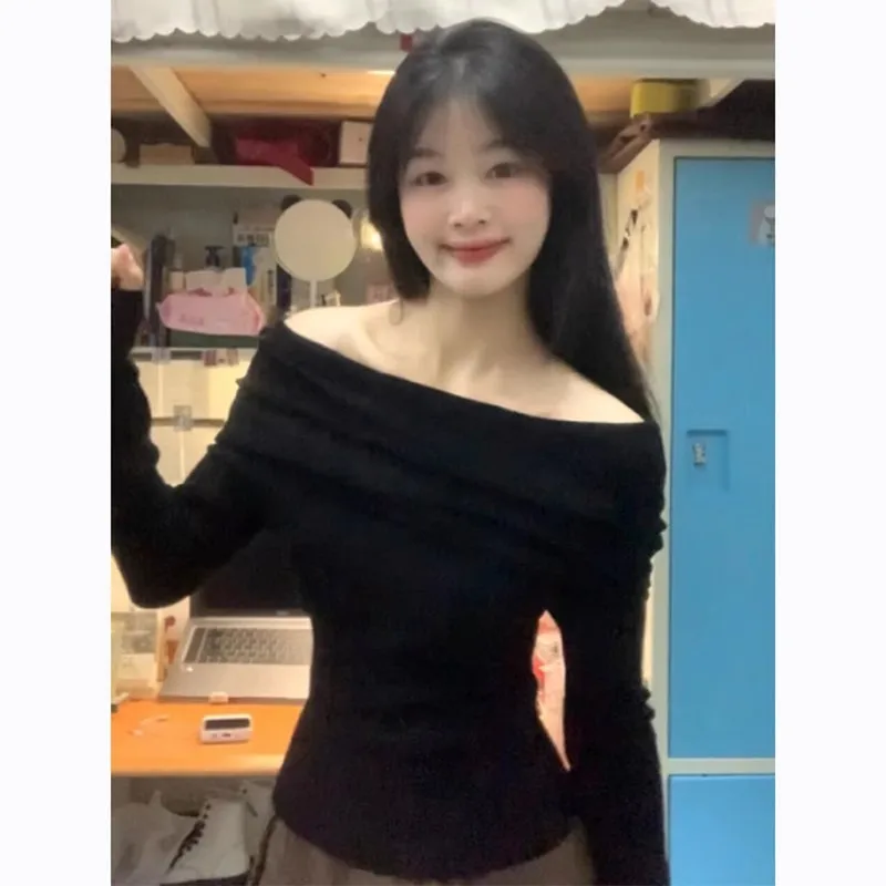 White Shoulder Bared Knitted Sweater Women's Spring Autumn Long Sleeve Base Layer Beautiful Inner Wear High End Feeling Outfit