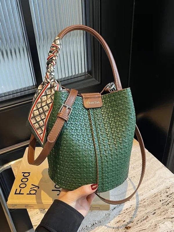 レトロな織り込みショルダーバッグ-レディース-2026年春-ファッショナブルなハンドバッグ-クロスボディバッグ-トレンドのレディース財布