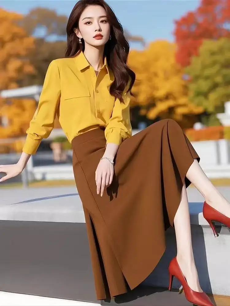 

2025 Корейская модная офисная женская одежда Элегантные женские рубашки Юбка-миди Комплект из 2 предметов Повседневные шифоновые костюмы Весенняя женская одежда