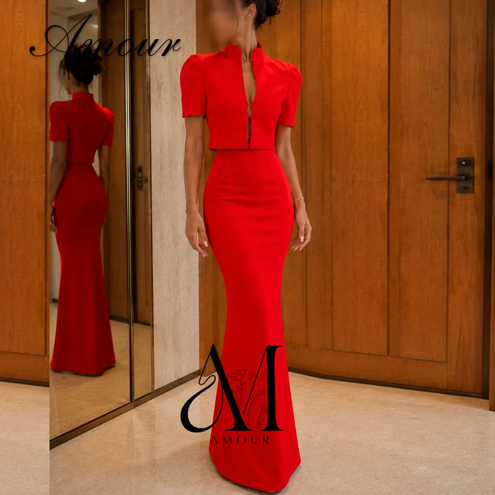 Amour Maßgeschneiderte Formelle Jersey-Abendkleider mit Raffungen und Falten, Elegantes Meerjungfrauenkleid mit Hohem Kragen, Kurzen Ärmeln und Bodenlanger Länge