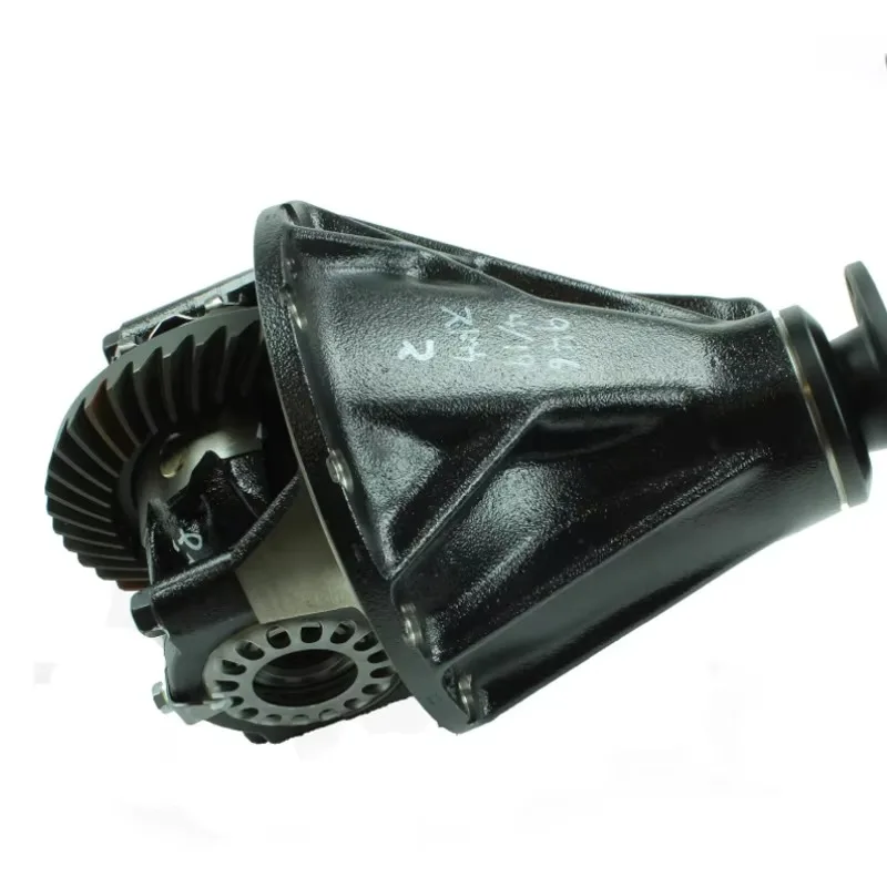 Auto Parts Top Quality Gearbox Differential Assy for Fuso Canter Mitsubishi PS100 6:37