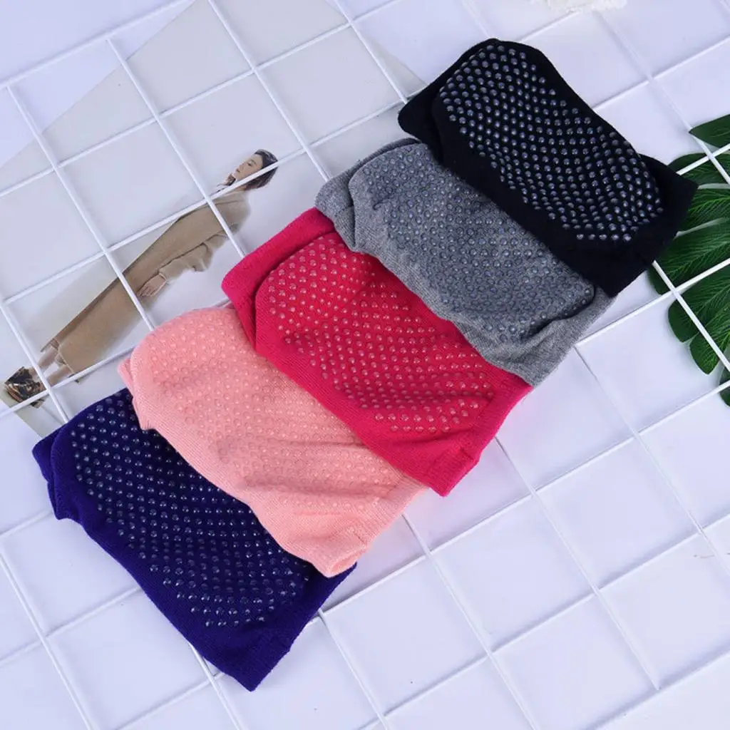 جوارب اليوغا الرياضية النسائية غير قابلة للانزلاق بنصف أصابع القدم #4