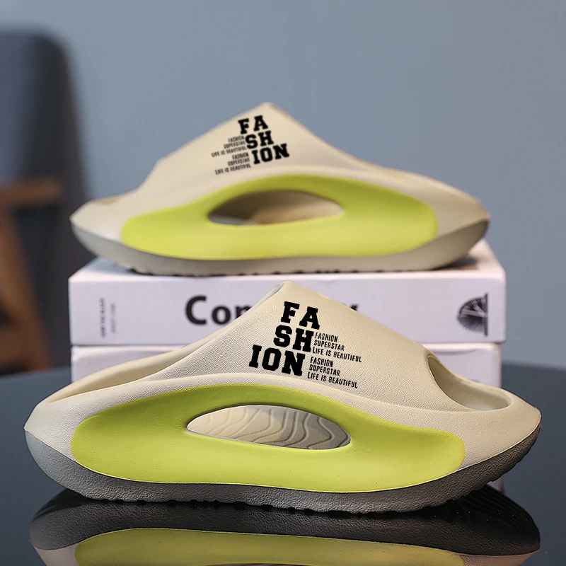 

A pair of children's four-season slippers, soft and wear-resistant thick sole one-toe thong sandals, size 28/29-40/41，ZZ-270-2