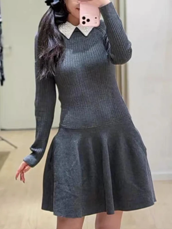 

Fashionable Grey Knitted Dress with Detachable Beaded Collar Slim Fit Long Sleeve A-Line Skirt for Women Casual Spring Summer