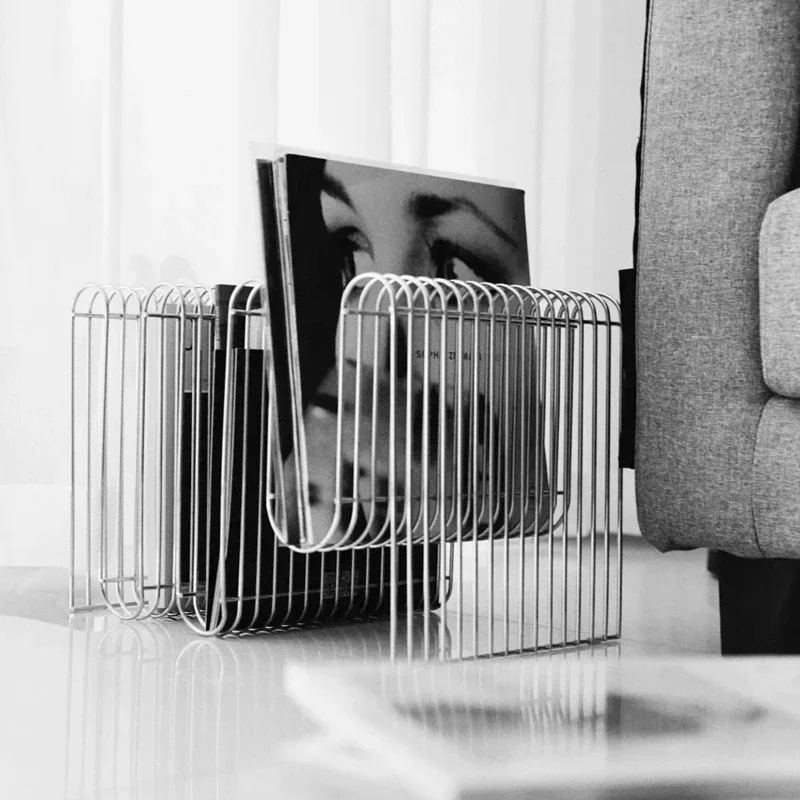 Industrial Style Side Table with Storage Designer Metal Magazine Rack Creative Sofa End Table for Books/Decor Modern Wire Basket