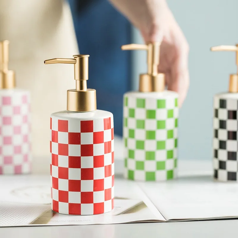 Fashionable Checkerboard Ceramic Soap Dispenser,Suitable For Bathroom,Refillable Empty Container,Bathroom Accessory
