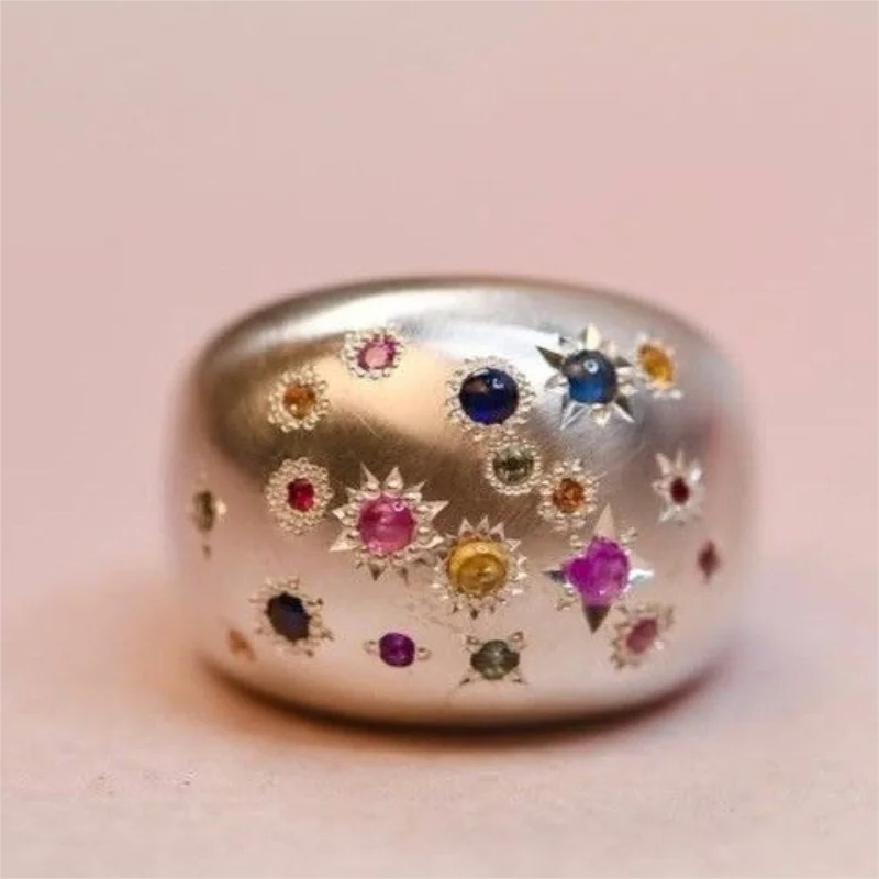 Retro Creative Sun Star Zircon Inlay Wide Face Ring - Fashionable Women's Personalized Jewelry Gift Accessory Ring