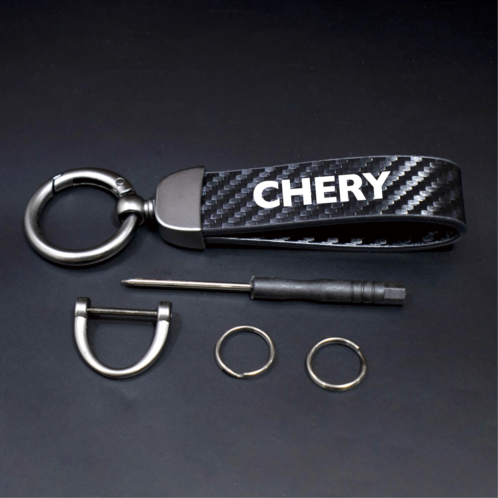 

1pcs Carbon Fiber Car Keychain Leather Zinc Alloy Keyring for Tiggo 3 4 5 7 Pro 8 3X A1 Qq Arrizo Tengo Fulwin Auto Accessories