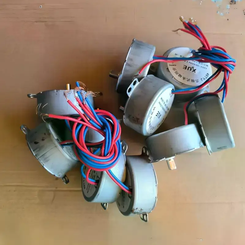 1Pcs 49TYJ 220V 4W Claw Pole Permanent Magnet Flat Port Synchronous Motor For Shaking Head Fan Motor Parts Electric Fan Motor