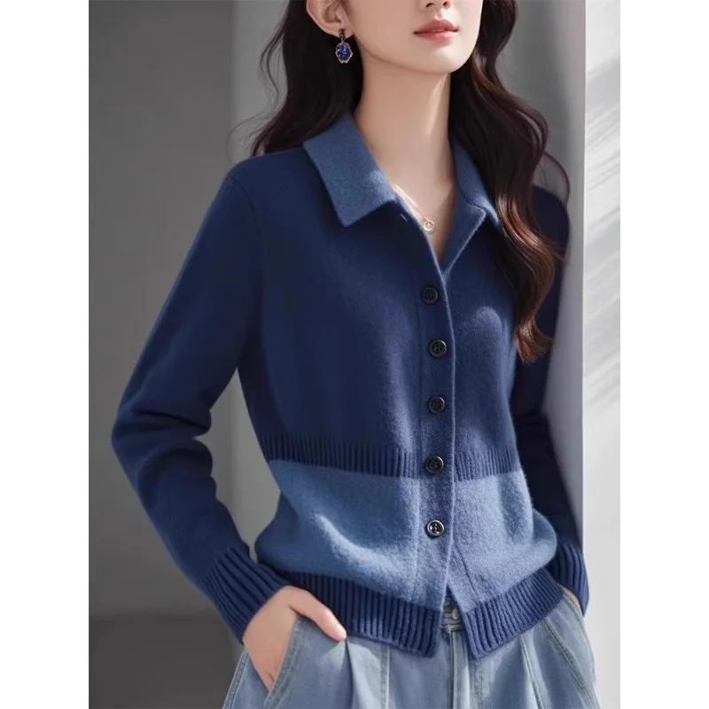 

Autumn and Winter Blue Sweater Knitted Base Shirt for Women Chic Long-sleeved Top