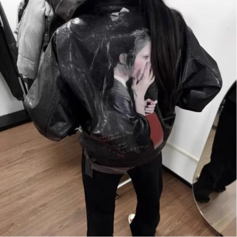 

Leather Jacket Black Lapels Zip Loose Long Sleeves Tops Back Design Sense Print Coats Vintage Streetwear Casual Fashion Jacket