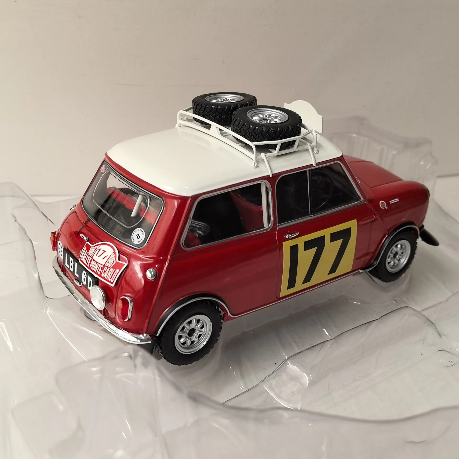 다이캐스트 IXO 1/18 스케일 미니 # 177 미니 레이싱 합금 자동차 모델 소장 장난감 선물 기념품 디스플레이 장식품