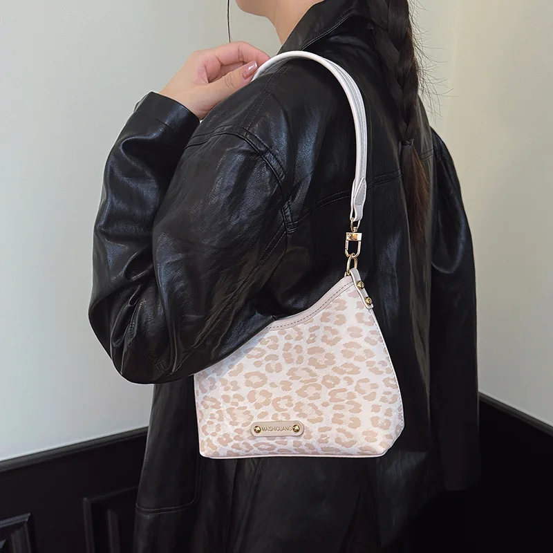 

Леопардовая сумка подмышки 2025, модная сумка-ведро для женщин, модная сумка через плечо, повседневная сумка через плечо, шикарная сумка «день-ночь» ​