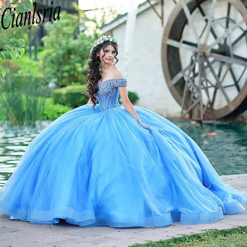 Abiti da principessa Quinceanera semplici azzurri Abito da ballo con spalle scoperte Perline di cristallo Dolce 15 anni Messicano personalizzato