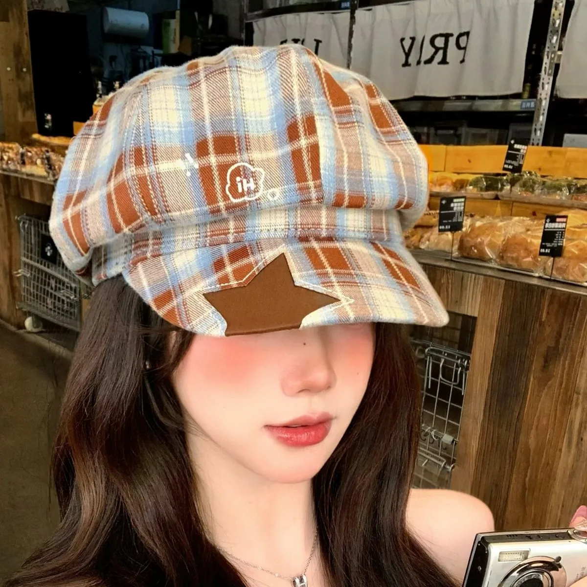 Vintage Plaid Newsboy Cap Women Streetwear Travel Baker Boy Hat Campus Star Patch Casual British Retro Cabbie Cap Weekend Outing