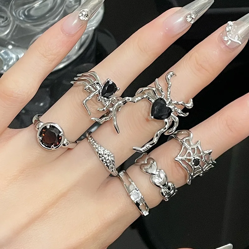 Gothic Irregular Spider Webs Zircon Rings Punk Black Crystal Grunge Ring Dark Spider Animal Goth Open Rings for Women Jewelry