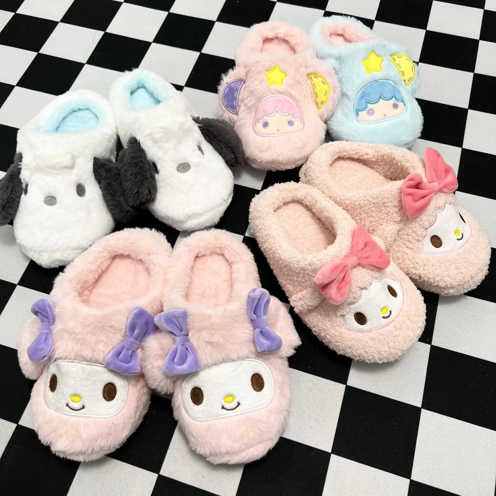 

Симпатичные женские тапочки с помпоном пурин My Melody Kuromi домашняя хлопковая обувь в японском стиле для женщин