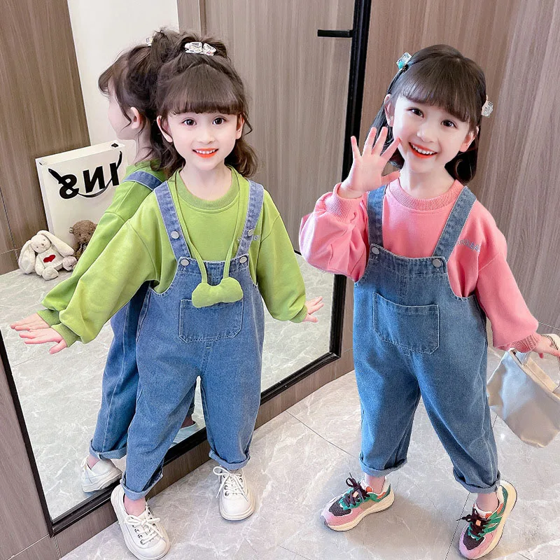 

Girls' Jumpsuit Set Spring Autumn 2023 New Baby Girls Solid Long Sleeve Sweatshirt + Denim Suspenders Trousers Two-piece Suit