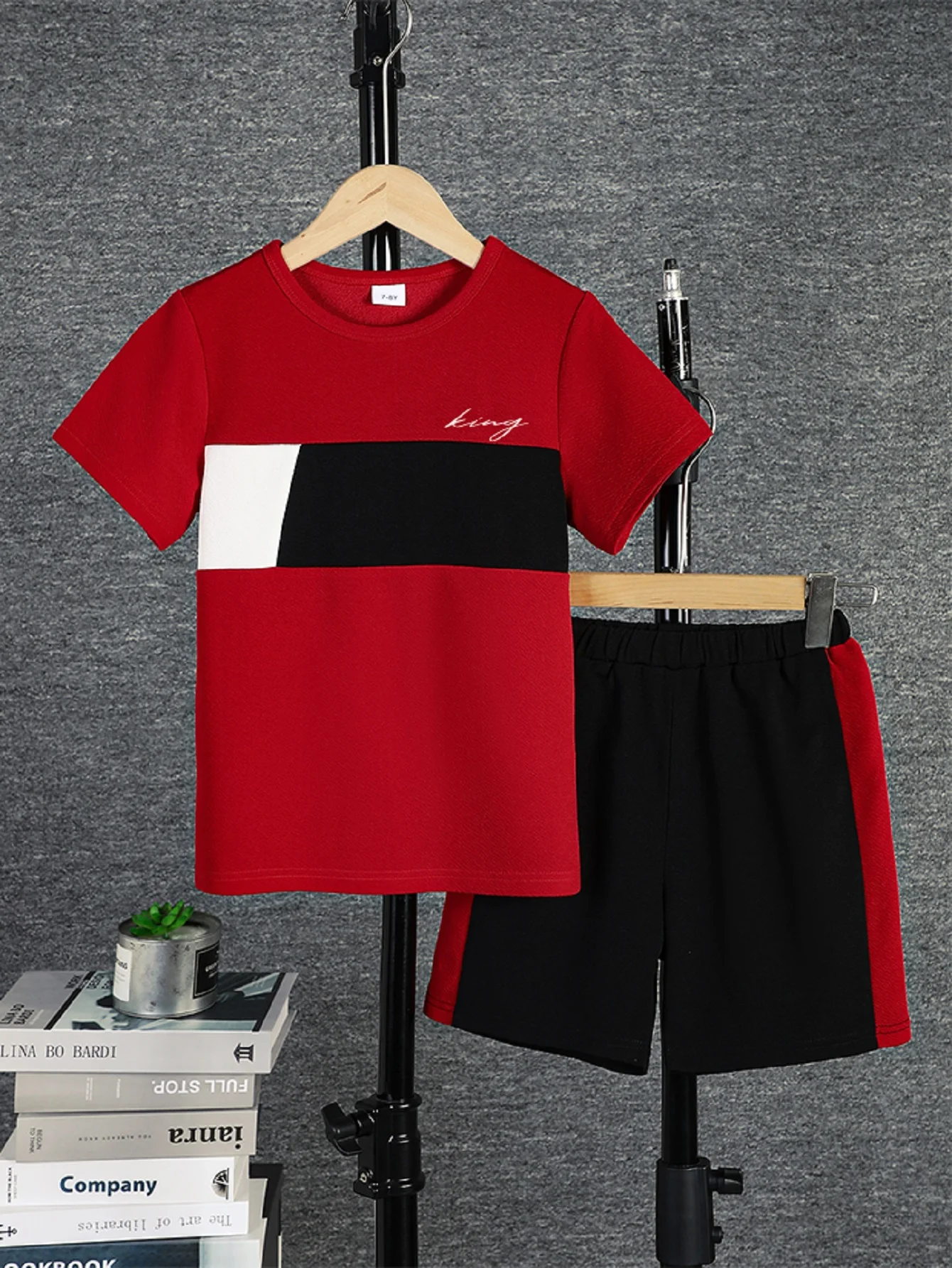 2pcs Casual Color block Short Sleeve T-shirt & Shorts Set 1