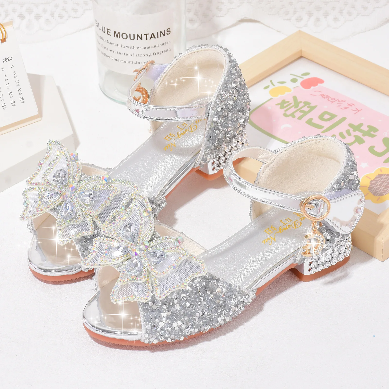 Bling Bowknot Toddler Girls Sandals Summer Crystal Shoes Soft Bottom Princess High Heels for Children's Performance Party Shoe