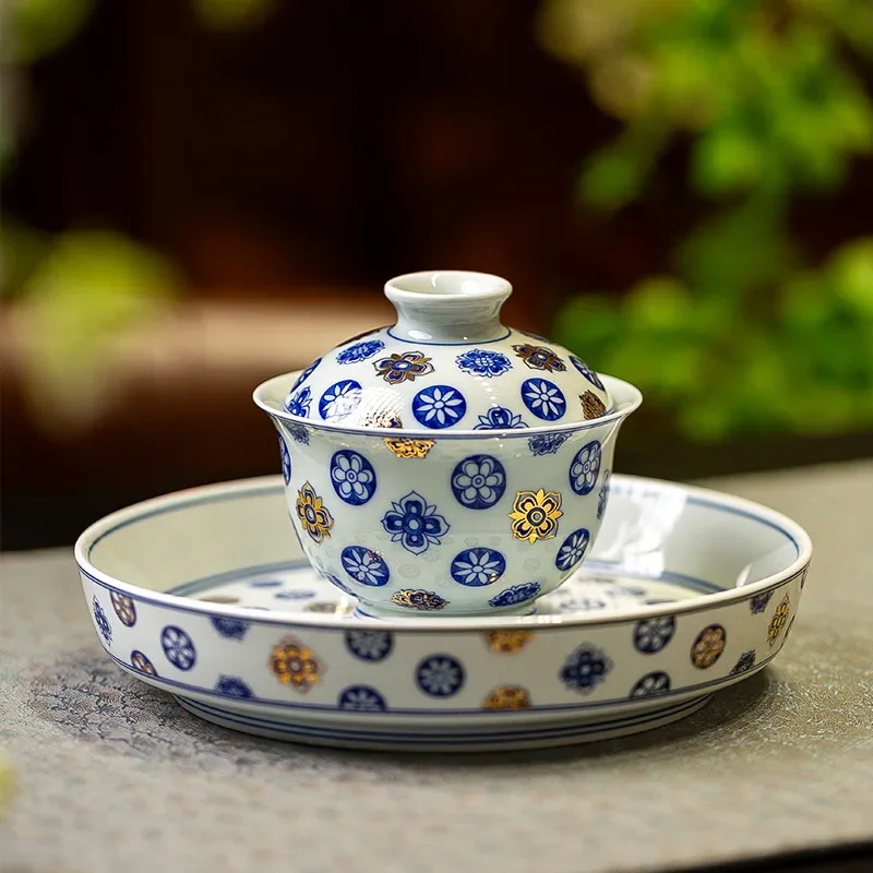 Jingdezhen High-end Blue and White Leather Ball Flower Three Talent Cover Bowl Is Not Hot To Make Tea Bowl Ceramic Pot Holder