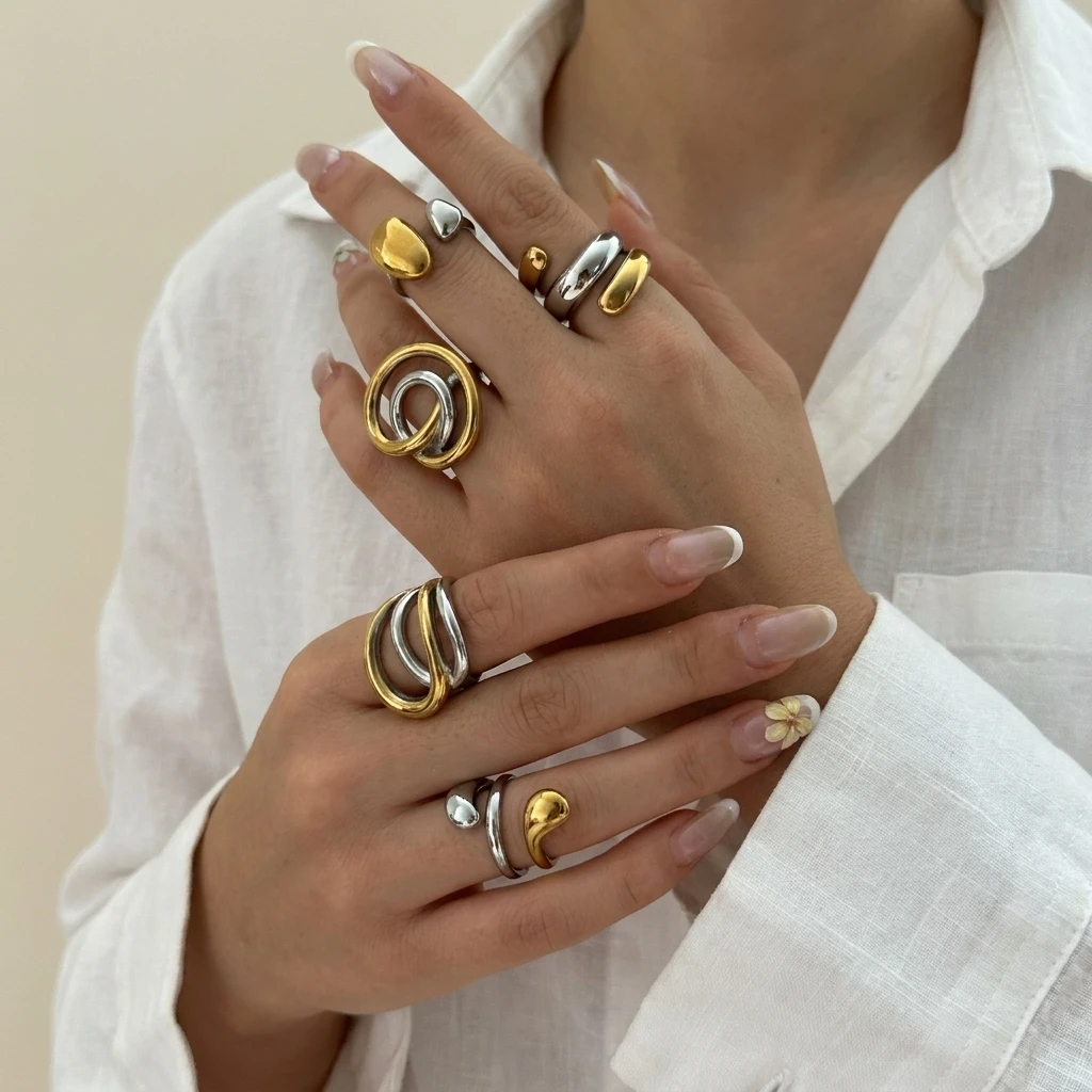 Skulpturaler Ring aus gemischtem Metall für Damen, wasserdichter Edelstahl, zweifarbig, abstrakter gewundener Ring, Schmuckgeschenk