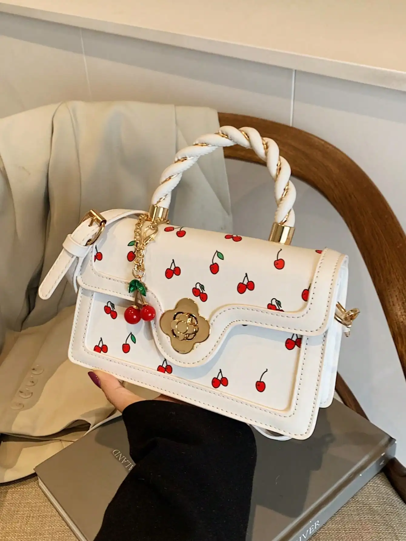 Women's Multifunctional High-Quality Fashion Cherry Print Handbag, Stylish Small Square Crossbody Bag, New Spring/Summer Collection