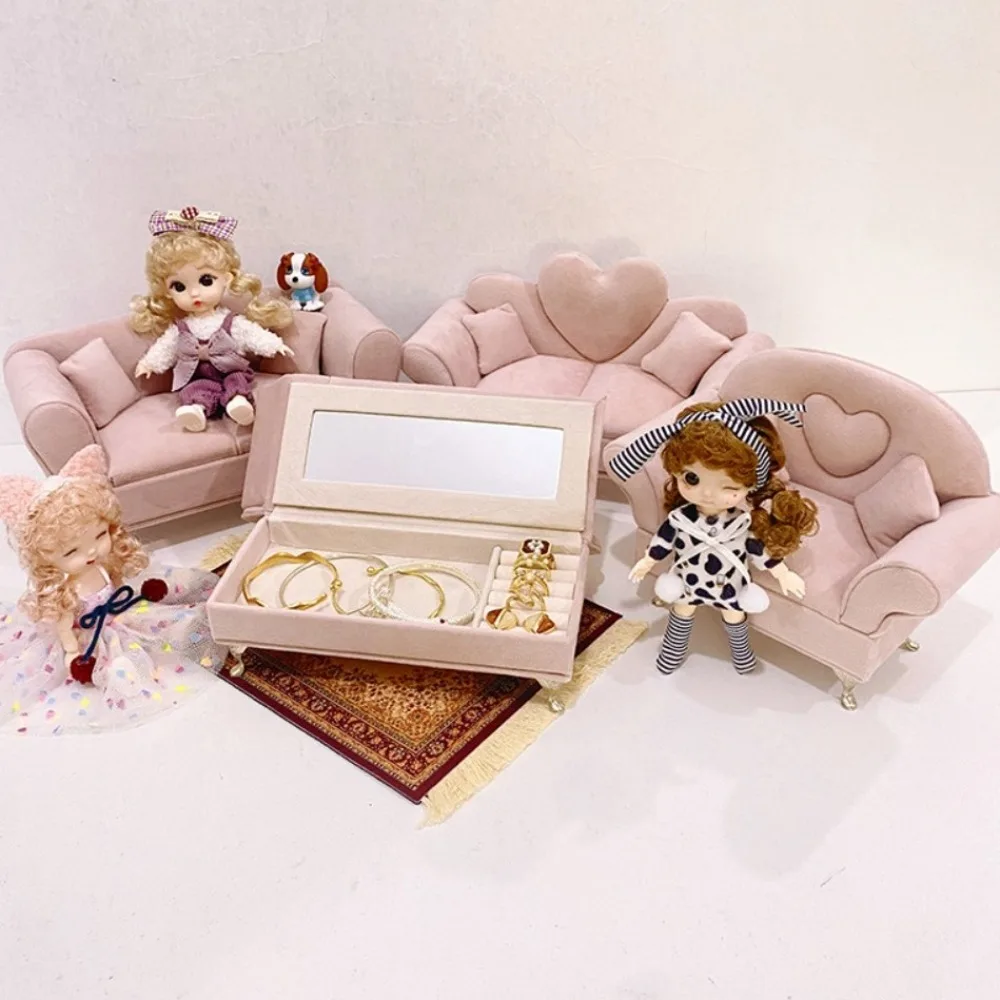 

Dutch Velvet Sofa Shaped Jewelry Box Elegant Pink Mini Couch Earrings Ring Display Stand Bracelet with Mirror