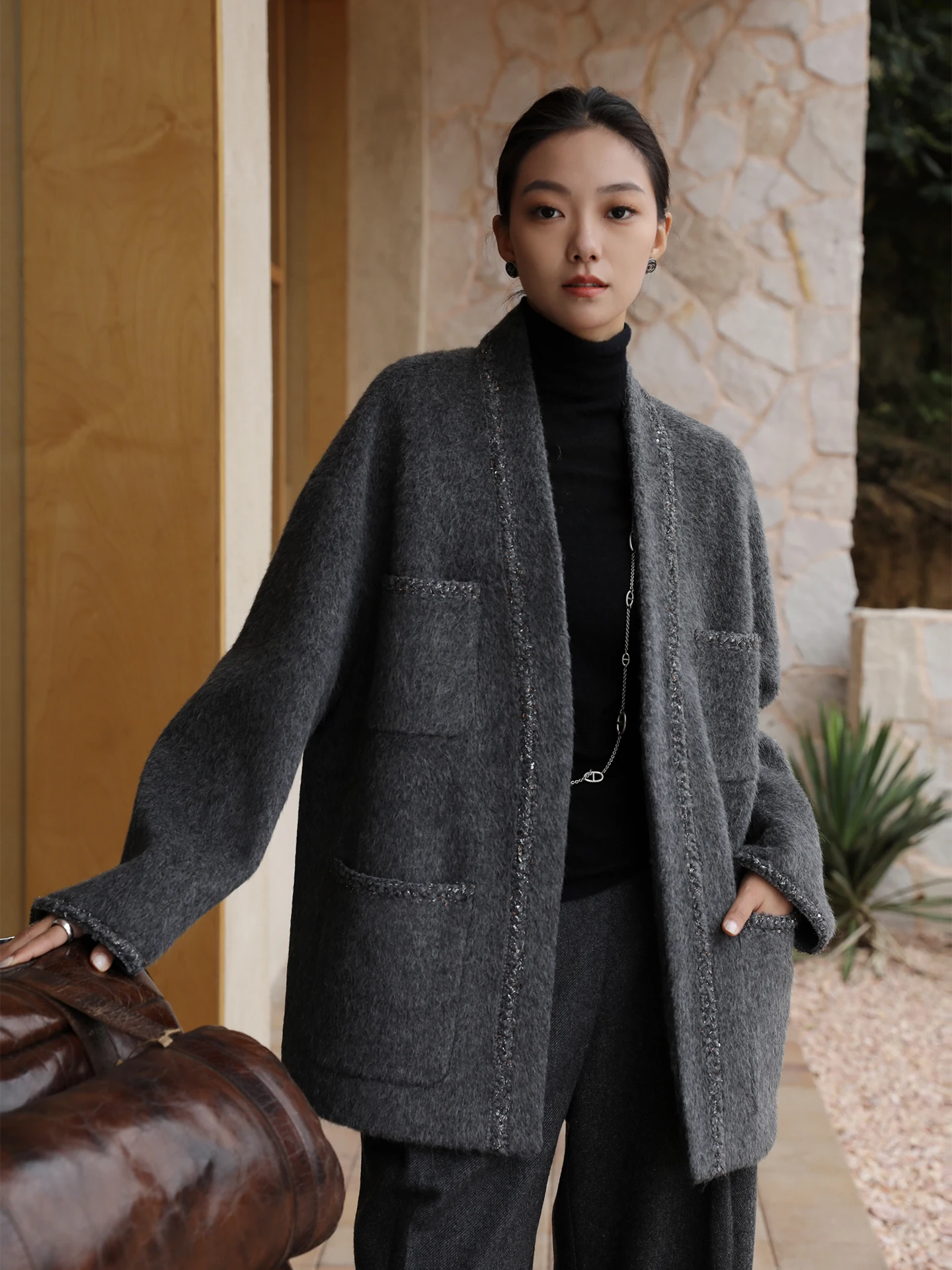 

Новый модный женский кардиган свободного кроя из смесовой шерсти альпаки с полосатой отделкой для повседневной носки осень-зима