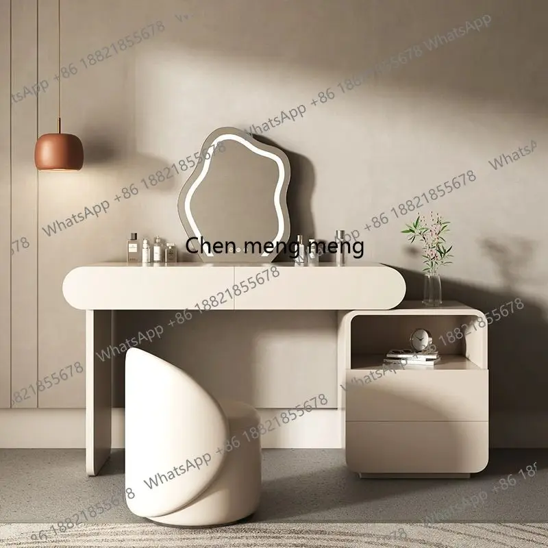 Luxury Mirror Vanity Table Aesthetic Full Set Living Room Makeup Dresser Space Saving Beauty Tocador Mueble Bedroom Furniture