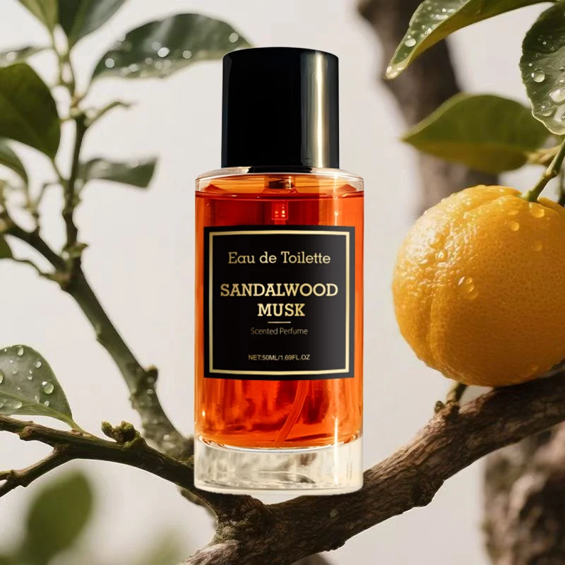 

Очаровательные духи из сандалового дерева, джентльменский одеколон, парфюмерный спрей для повседневного бизнеса, прочный аромат с феромонами из черного дерева