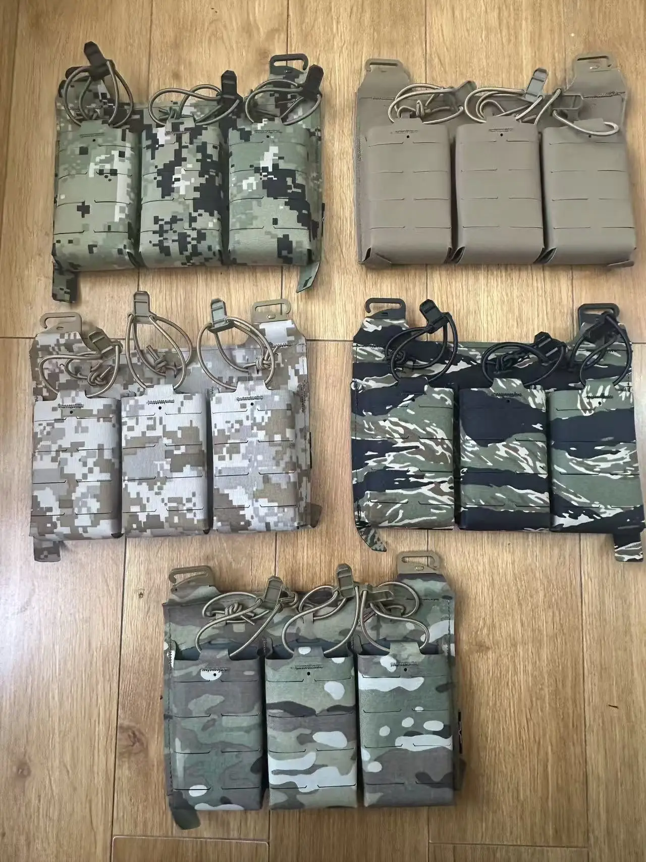 

MC WG MCBK AOR1 AOR2 RG Outdoor Sports FCSK Laser Cutting Triple Magazine Bag