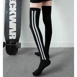 Calcetines largos por encima de la rodilla para mujer y niña, medias hasta el muslo a rayas blancas y negras, Cosplay, Lolita, Harajuku, Y2k, 2024