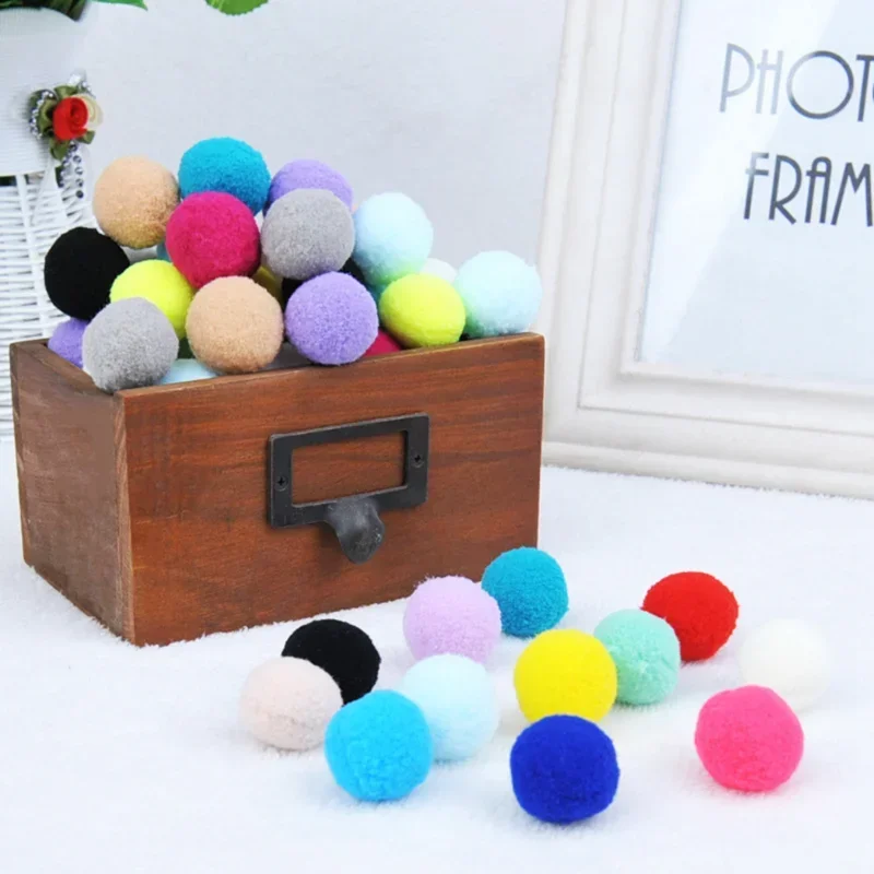 Cute Funny Cat Toys Stretch Plush Ball 0.98in Cat Toy Ball Creative Colorful Interactive Cat Pom Pom Cat Chew Toy Dropshipping