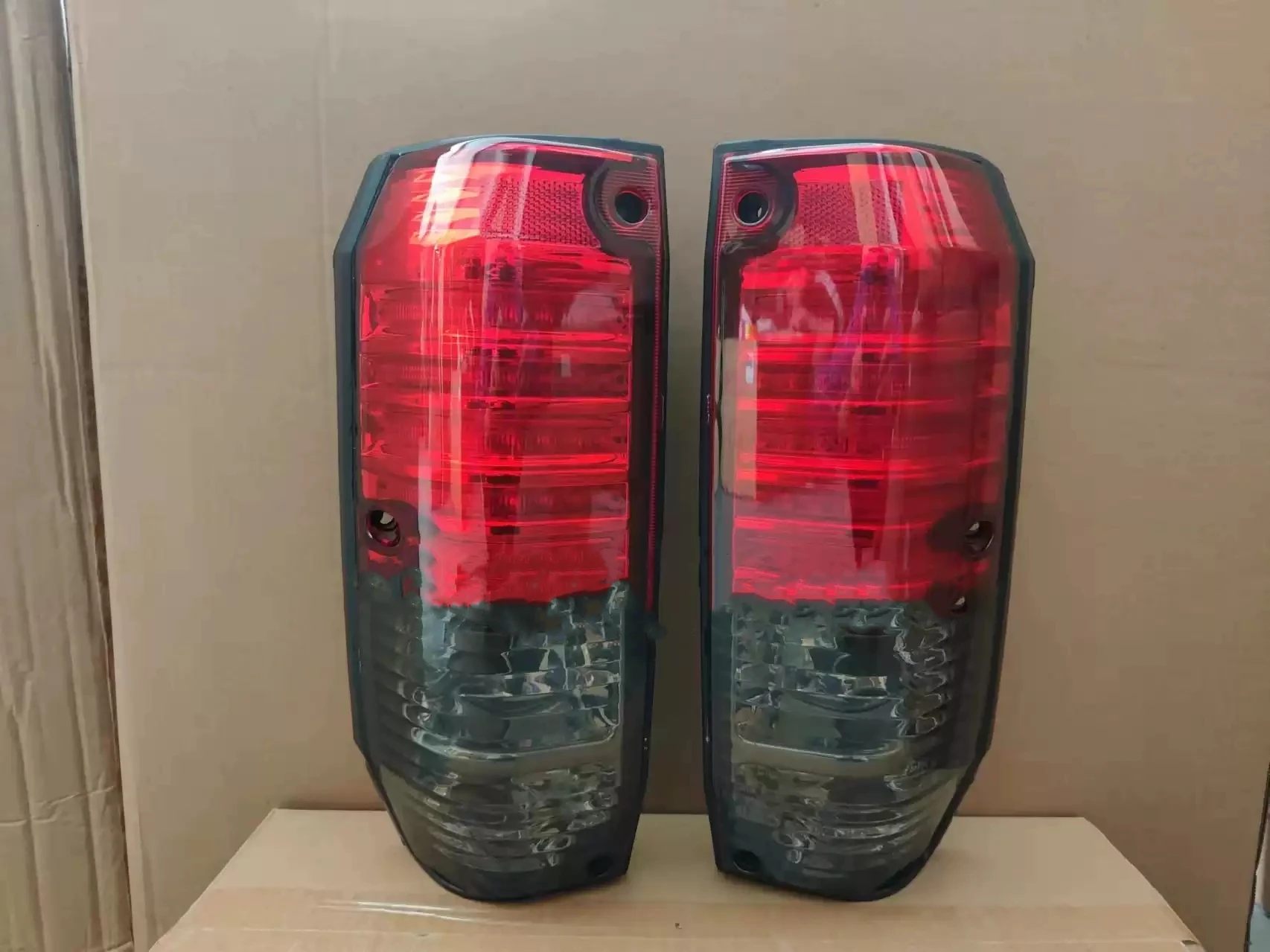 For Toyota LAND CRUISER LC70 LC76 LC77 LJ77 RJ77 FZJ76 GRJHZJ76 4500 led rear tail light brake reversing lamp Car accessories