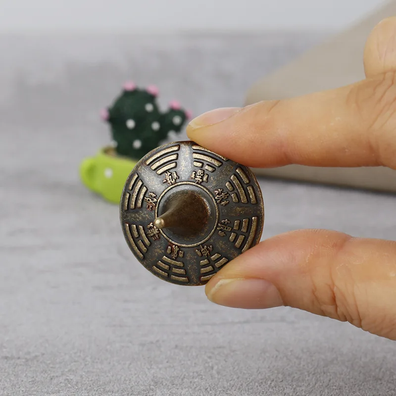 Mini Retro Klatsch/Zahl Fingertip Gyro Legierung Tragbare Hand Spinner Gyro Zappeln Desktop Spiele Stress Relief EDC Hand Spinner spielzeug