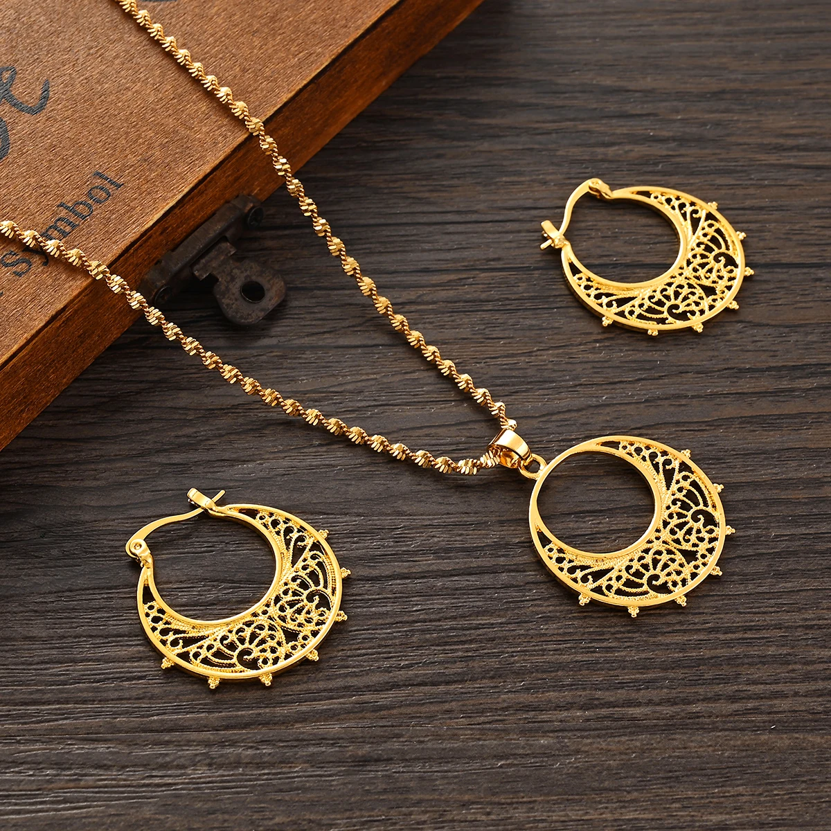 18k Gold Plated Africa dubai Cute Necklace pendant Earrings Wedding Birthday Party Jewelry Sets For Women Girl Gifts