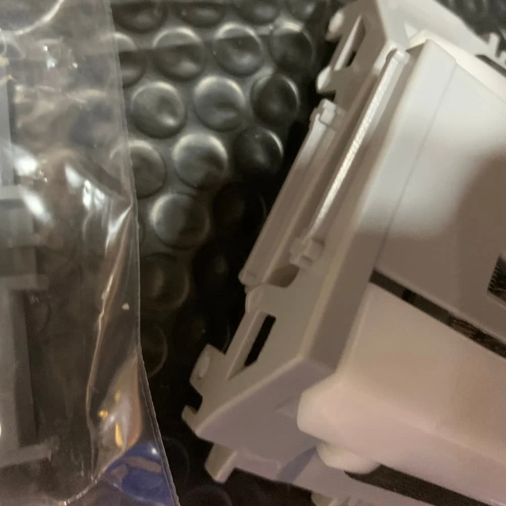 

RM2-5745-000 F2A68-67913 for HP M402 M403 M426 M427 M501 M506 M507 M527 M528 M304 M305 M329 M40 M428 Separation Roller