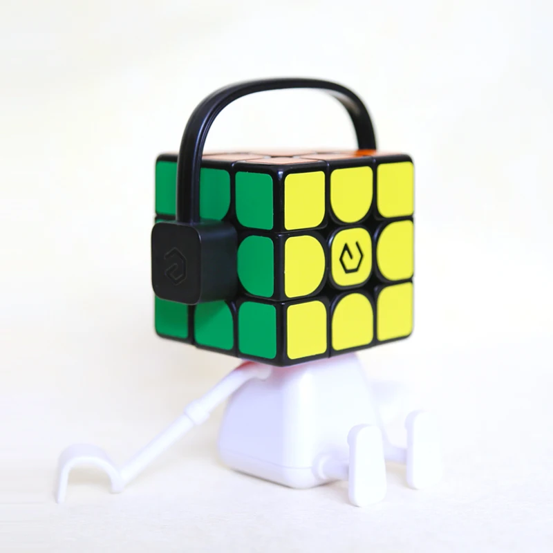 Support de cube magique en plastique avec support pour téléphone portable, jouets d'apprentissage cool