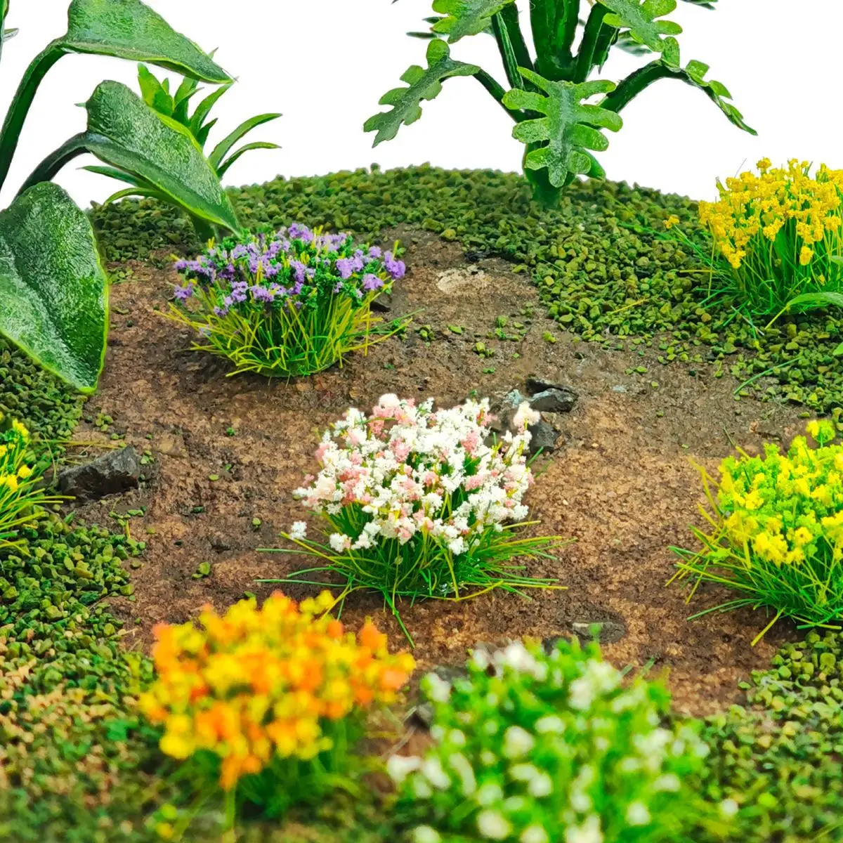 Simulierte Blumen- und Grasbüschel, 28 Stück, Miniatur-Vegetationsmodell für Sandtisch-Bauszenen, DIY Diorama-Zubehör – Detail 6